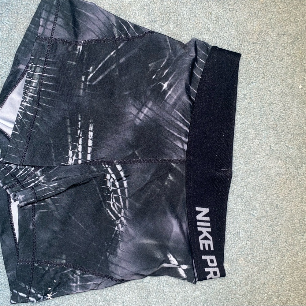 Nike Pro Black and White Patterned Shorts